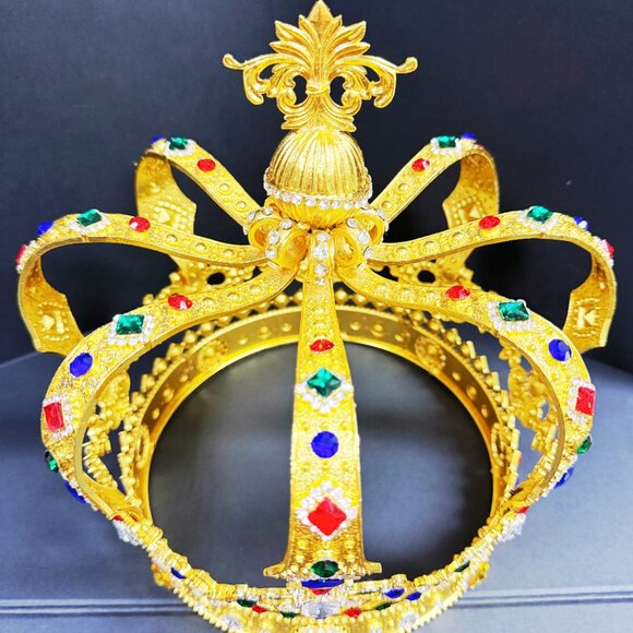 Gold Imperial State Crown: Vintage Royal Jewelry, Holy coronation crown - Picture 6 of 8